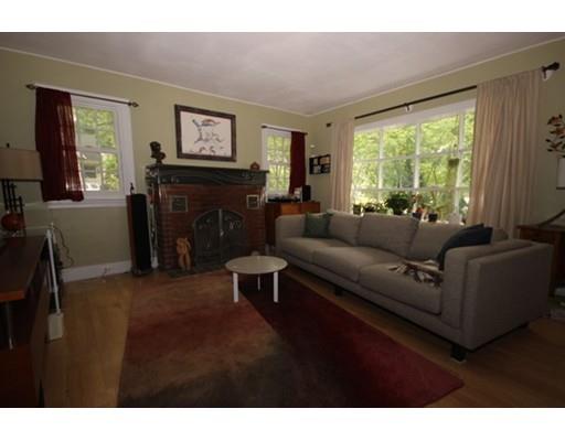 28 Keyes St, Northampton, MA 01062 photo 8