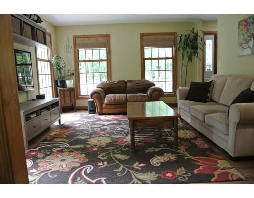 98 Perry St, Douglas, MA 01516 photo 15