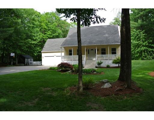 98 Perry St, Douglas, MA 01516 photo 2