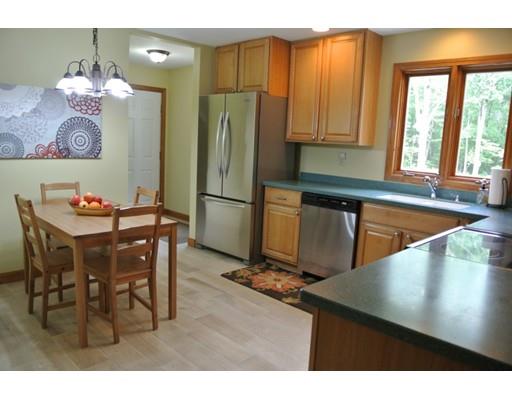 98 Perry St, Douglas, MA 01516 photo 9