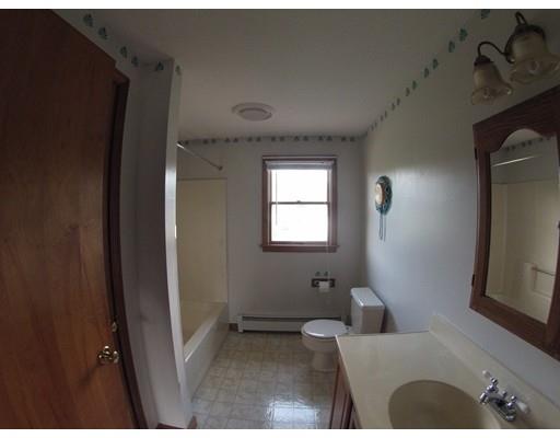 22 Matthew Dr, Easthampton, MA 01027 photo 14