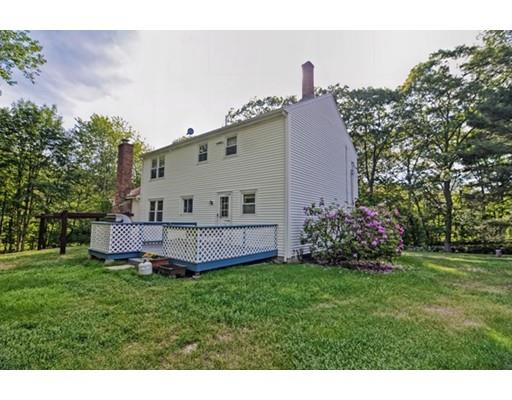 8 Asylum St, Mendon, MA 01756 photo 5