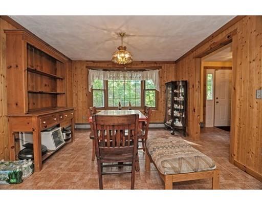 8 Asylum St, Mendon, MA 01756 photo 14