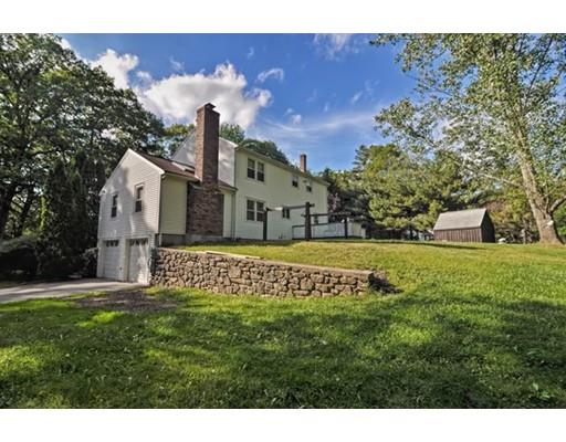 8 Asylum St, Mendon, MA 01756 photo 3