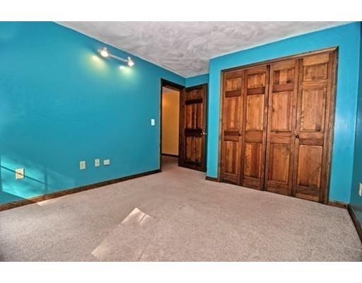 8 Asylum St, Mendon, MA 01756 photo 24
