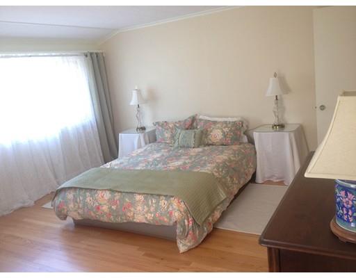 4 Louise Ave, Easthampton, MA 01027 photo 9