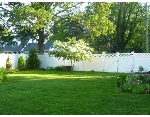 4 Louise Ave, Easthampton, MA 01027 photo 2