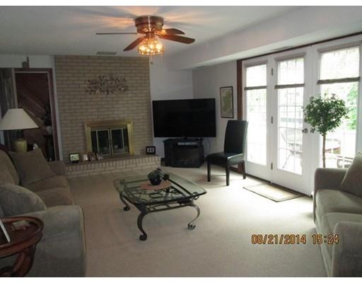 46 Nutmeg Cir, Chicopee, MA 01020 photo 20