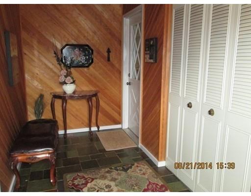 46 Nutmeg Cir, Chicopee, MA 01020 photo 18