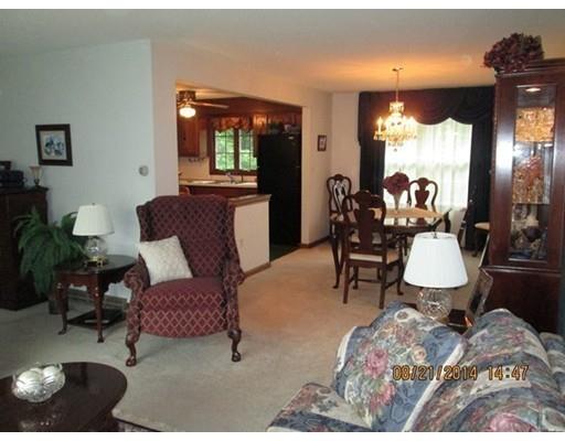 46 Nutmeg Cir, Chicopee, MA 01020 photo 6