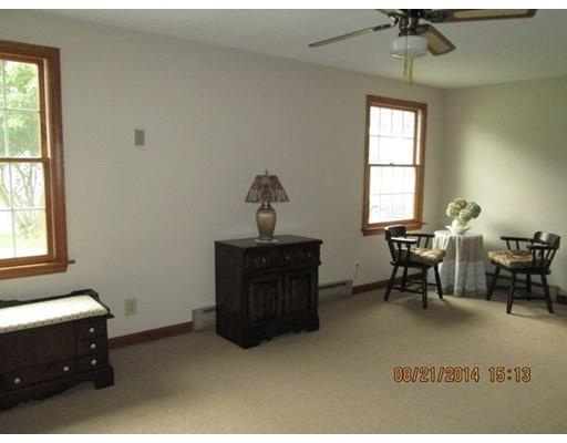 46 Nutmeg Cir, Chicopee, MA 01020 photo 22