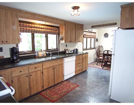 24 Hillcrest Ave, Beverly, MA 01915 photo 9