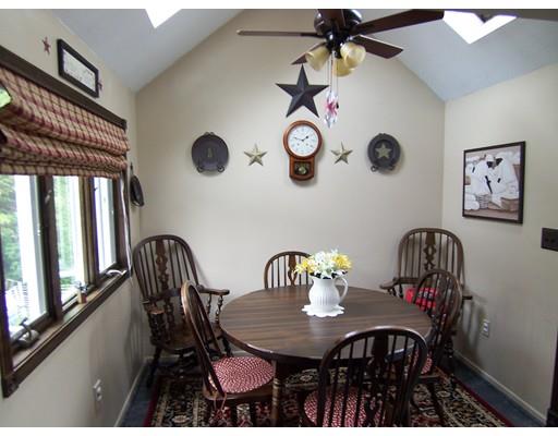 24 Hillcrest Ave, Beverly, MA 01915 photo 11