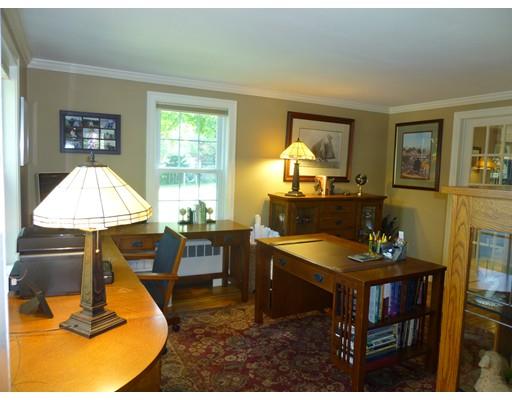 58 Wenham St, Danvers, MA 01923 photo 24