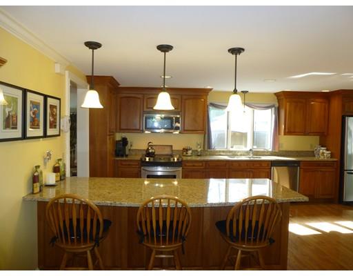 58 Wenham St, Danvers, MA 01923 photo 17