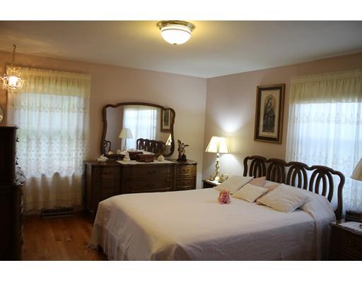 20 Greentree Cir, Springfield, MA 01118 photo 10