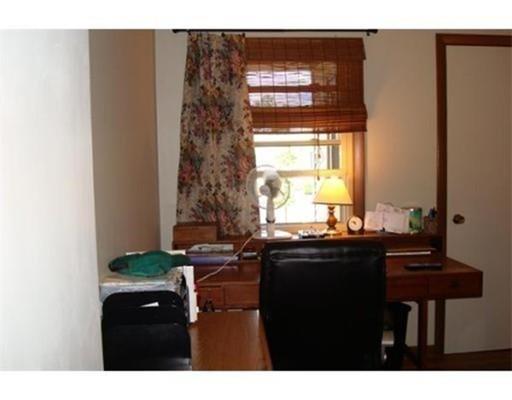 119 Garnet St, Springfield, MA 01129 photo 16