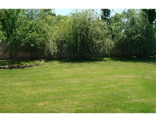 119 Garnet St, Springfield, MA 01129 photo 25