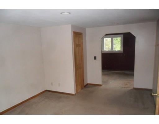 886 Washington St, Gloucester, MA 01930 photo 5