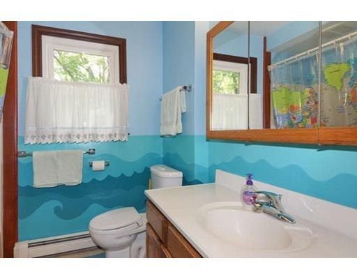 22 Simpson Dr, Framingham, MA 01701 photo 19