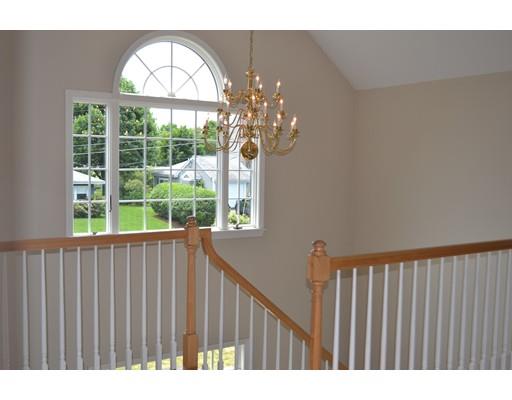 4 Waring Rd, Natick, MA 01760 photo 13