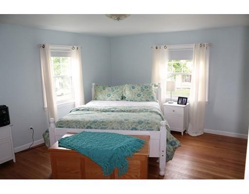 190 Emerson St, Springfield, MA 01118 photo 5
