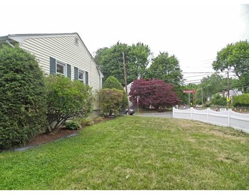 4 Edgemont Ave, Reading, MA 01867 photo 20