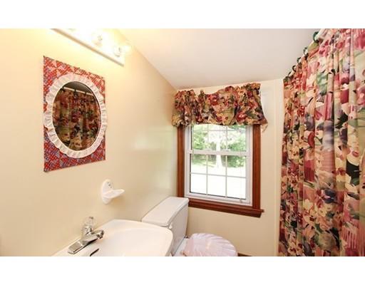 7 Durkee Cir, Danvers, MA 01923 photo 14