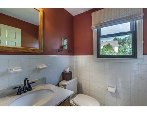 8 Brewster Dr, Needham, MA 02492 photo 12