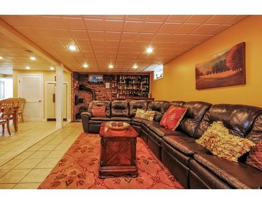190 Mcgowan St, Fall River, MA 02723 photo 17