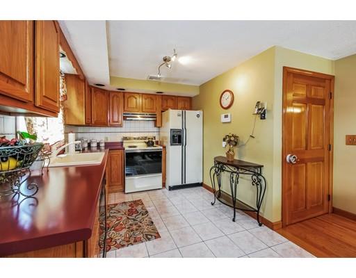 190 Mcgowan St, Fall River, MA 02723 photo 9