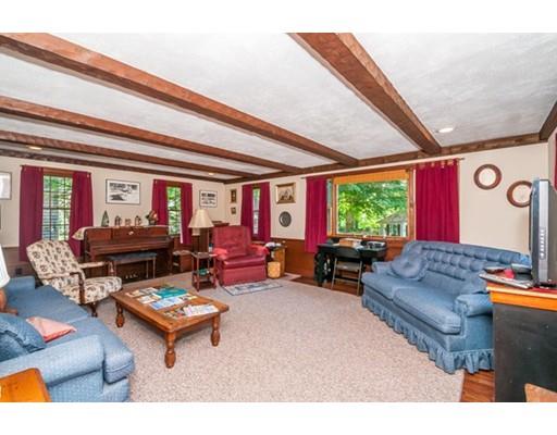 215 West St, Reading, MA 01867 photo 3