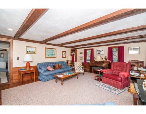 215 West St, Reading, MA 01867 photo 2