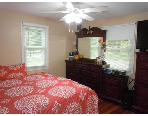 272 Hartwick St, Springfield, MA 01108 photo 13