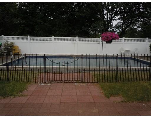 272 Hartwick St, Springfield, MA 01108 photo 27