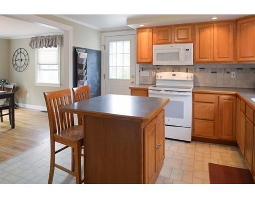 21 Macarthur Rd, Beverly, MA 01915 photo 13