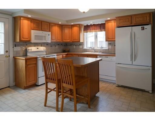 21 Macarthur Rd, Beverly, MA 01915 photo 11