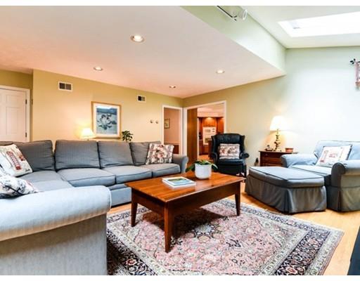 23 Independence Dr, Walpole, MA 02081 photo 11