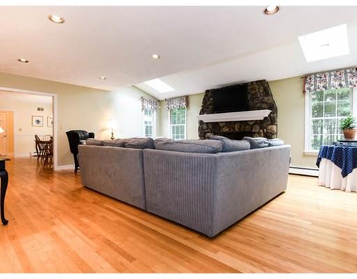 23 Independence Dr, Walpole, MA 02081 photo 9