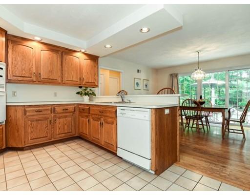 23 Independence Dr, Walpole, MA 02081 photo 4