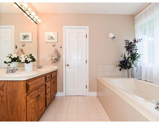 23 Independence Dr, Walpole, MA 02081 photo 16
