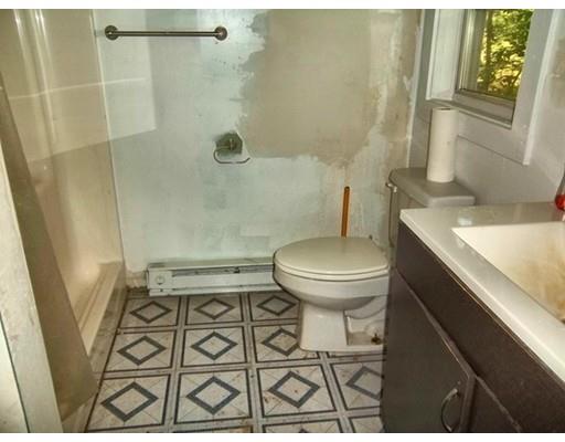 20 Bisbee St, West Wareham, MA 02576 photo 8