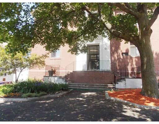 12 Locust St #1B, Everett, MA 02149 photo 2
