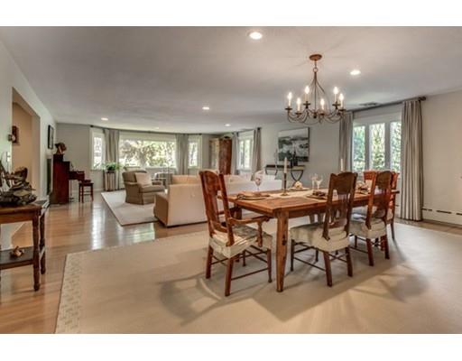 2 Sheldon Rd, Marblehead, MA 01945 photo 9
