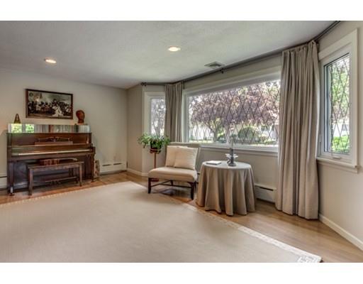 2 Sheldon Rd, Marblehead, MA 01945 photo 5