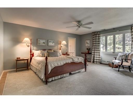 2 Sheldon Rd, Marblehead, MA 01945 photo 17
