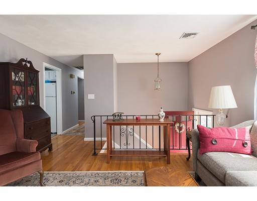 9 Oak St E, Braintree, MA 02184 photo 6