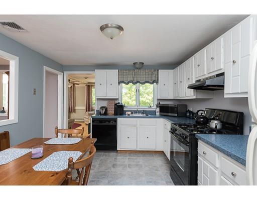 9 Oak St E, Braintree, MA 02184 photo 7