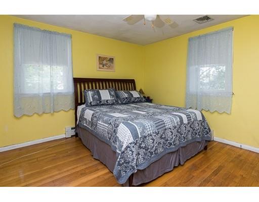 9 Oak St E, Braintree, MA 02184 photo 16