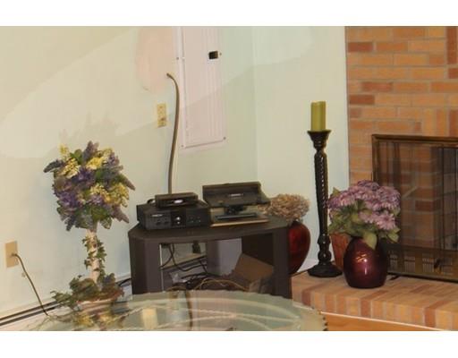 14 Graystone Rd, Stoneham, MA 02180 photo 15